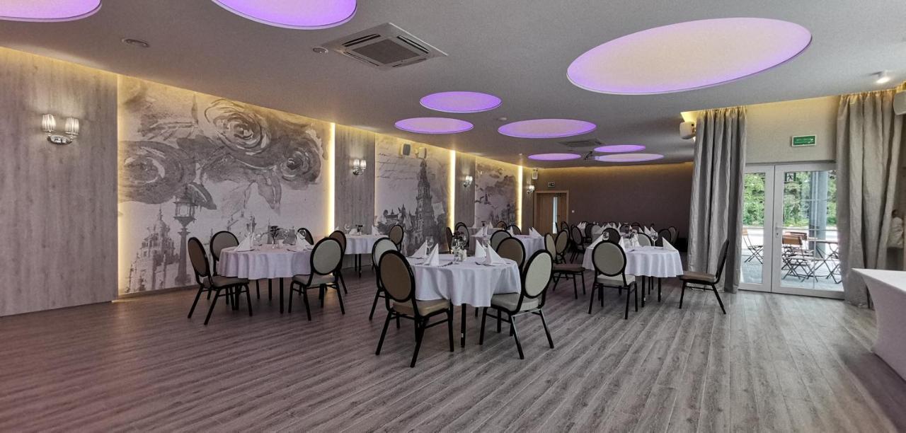 Hotel Sevilla Gold Leczeszyce 외부 사진