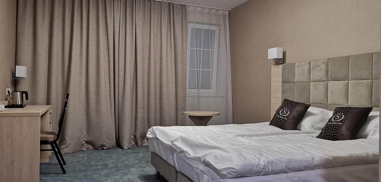 Hotel Sevilla Gold Leczeszyce 외부 사진
